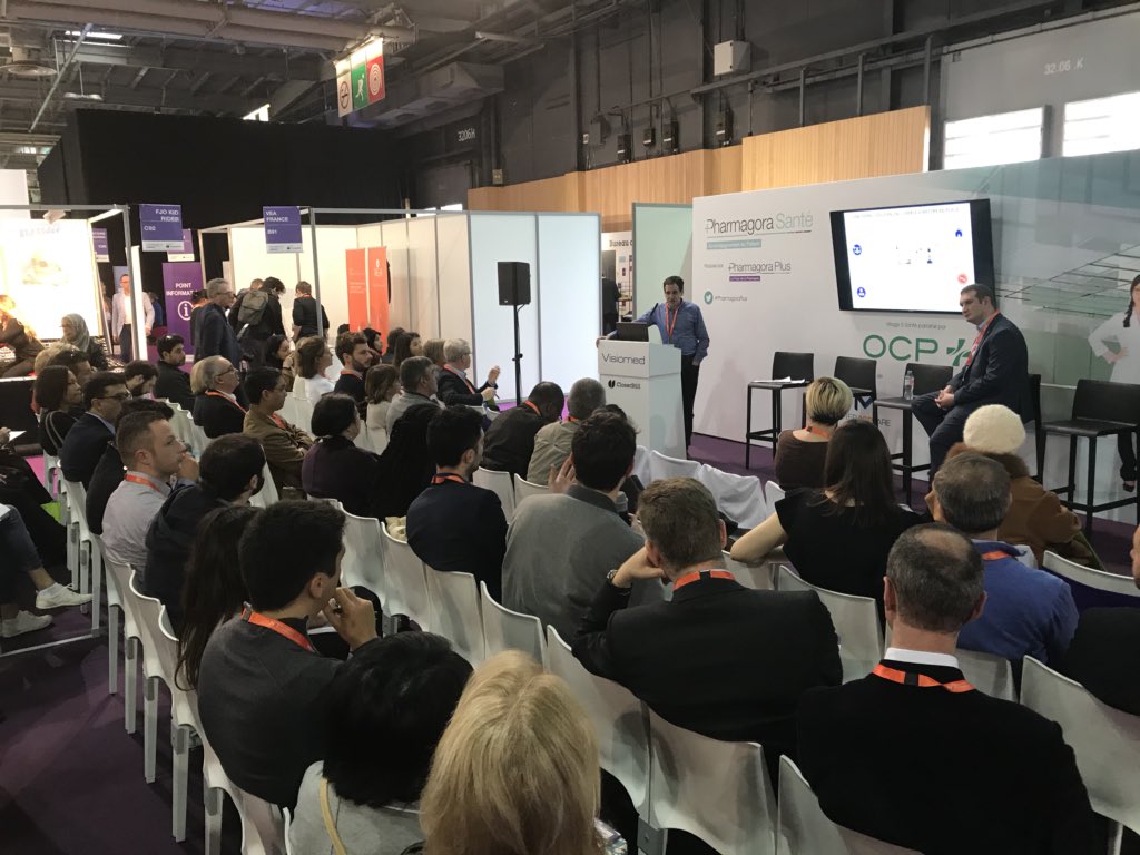 BewellConnect's tweet photo. Salle comble pour notre table-ronde la télémédecine en officine à @PharmagoraPlus Merci de votre participation 🙏 https://t.co/2qR8MTanUT
