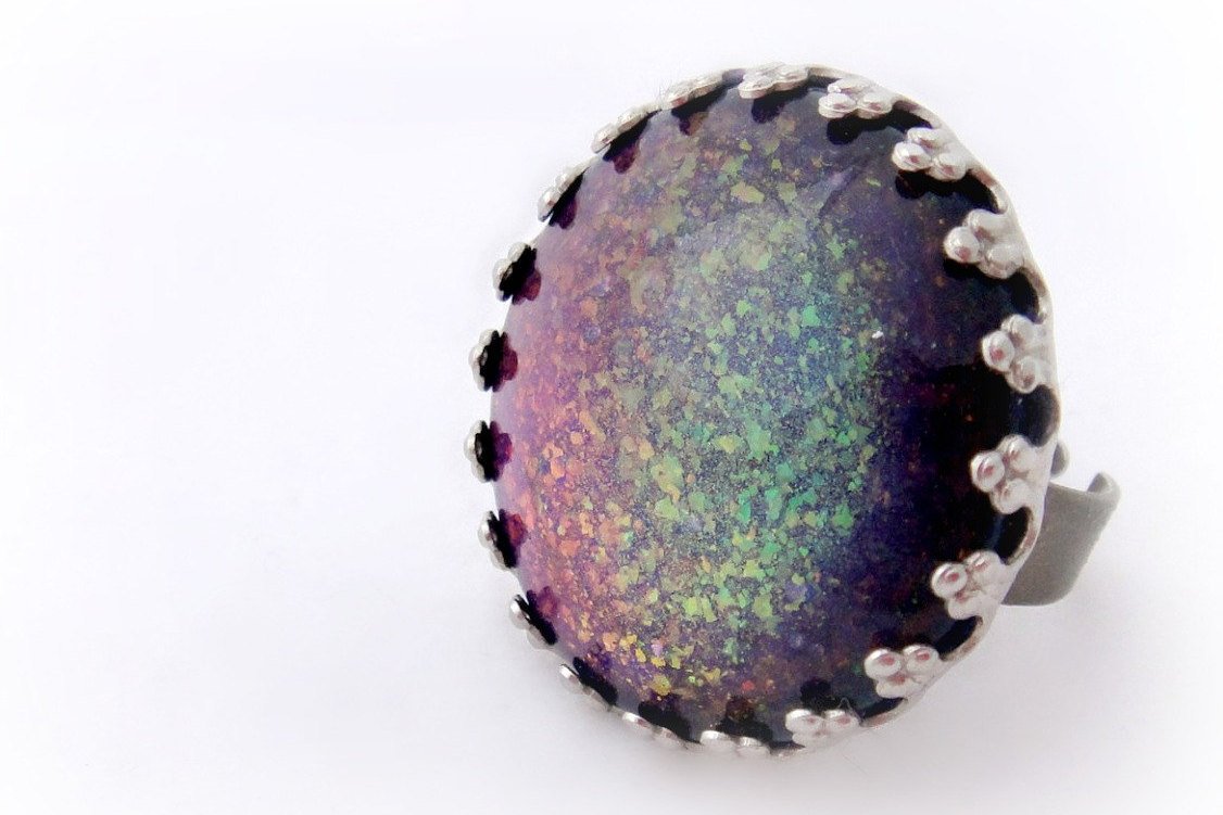 celdeconail's tweet photo. One of the best sellers at #celdeconail  our customers love this rainbow mermaid ring #etsy #mermaid #pastelgoth #mermaidring #jewelry #ring #rainbow #silver #kawaiijewelry #colorchangingring #statementring #glitterjewelry https://t.co/eDTR2FJMuz https://t.co/LufYSHSzi1