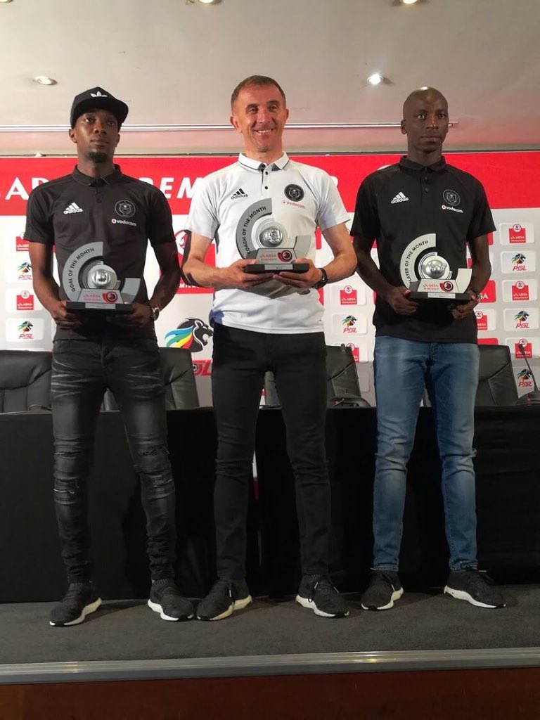 RobertMulaudzi's tweet photo. @orlandopirates Congratulations are in order to our head coach #CoachMicho our striker #JustinShonga and our deep lying midfielder who is maturing like a #GoodWine#MusaNyatama,#Shapaa Buccaneer Shapaaaaaaa#HappyDays are back again for the#HappyPeople @UP_THE_BUCS https://t.co/qRhIqF2vIn