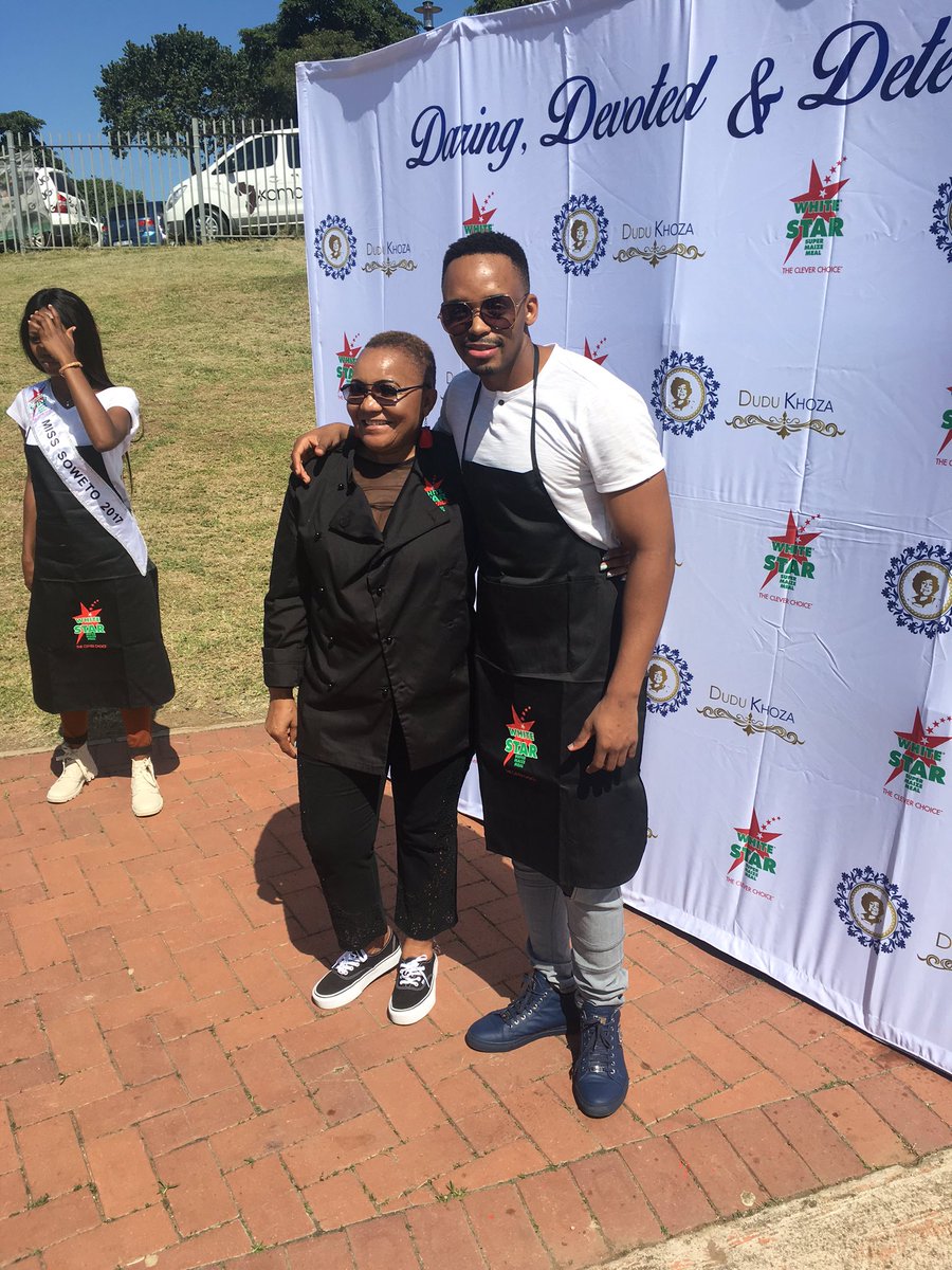 DonaldInDenial's tweet photo. Out in Kwamashu for @ladydwabantu's birthday shandis LIT ๐
#LadyDBirthdayDrive https://t.co/mdizkOQw5D