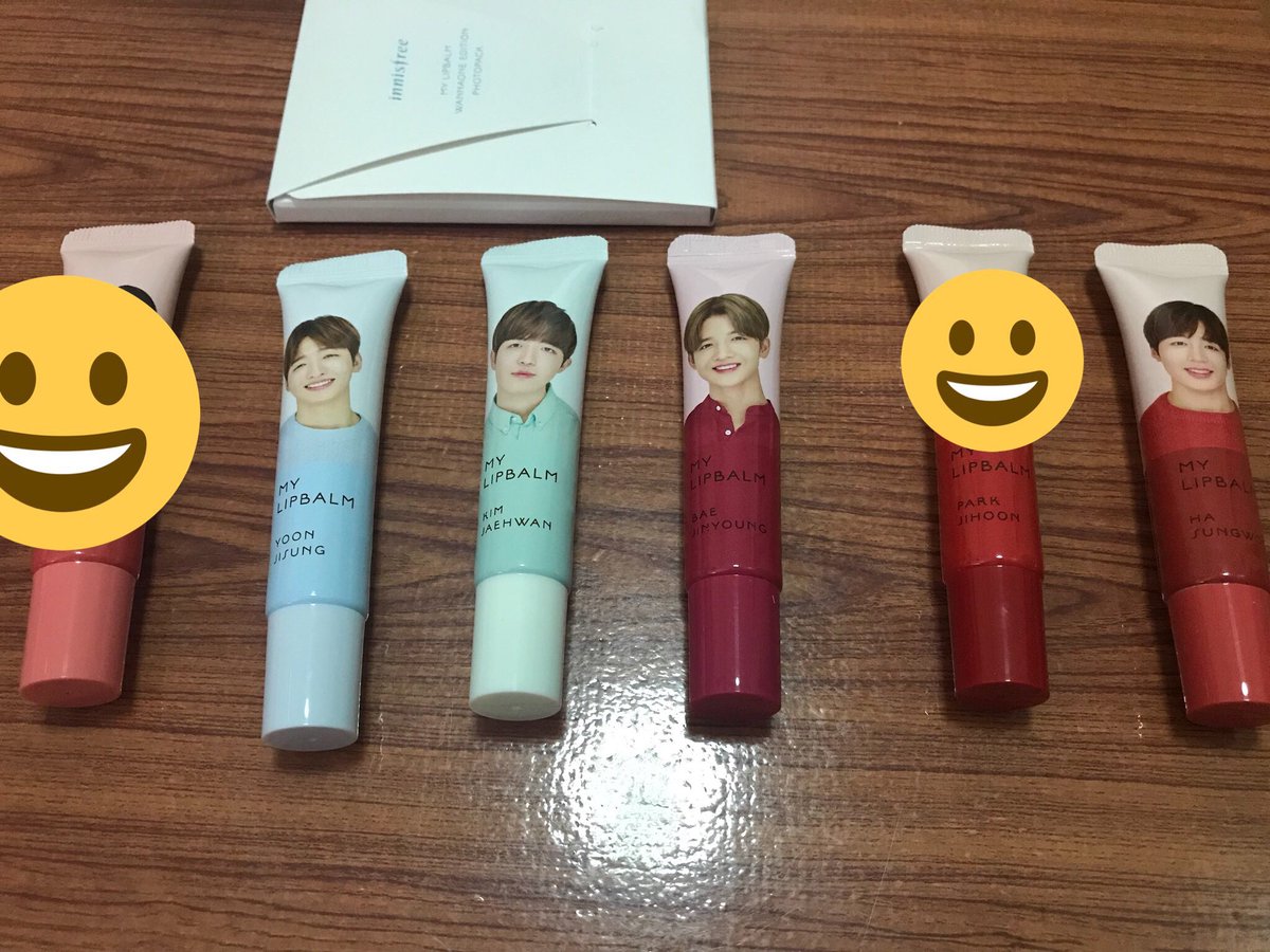 Jacksonaugustd's tweet photo. เหลือเมมตามนี้เลยน้า จินยอง ซองอุน 370 รวมส่งซื้อ2ชิ้นลดได้นะ จีซอง แจฮวาน 350รวมส่ง ได้ฟตก  #ตลาดนัดWANNAONE https://t.co/Qimd2KFcmq