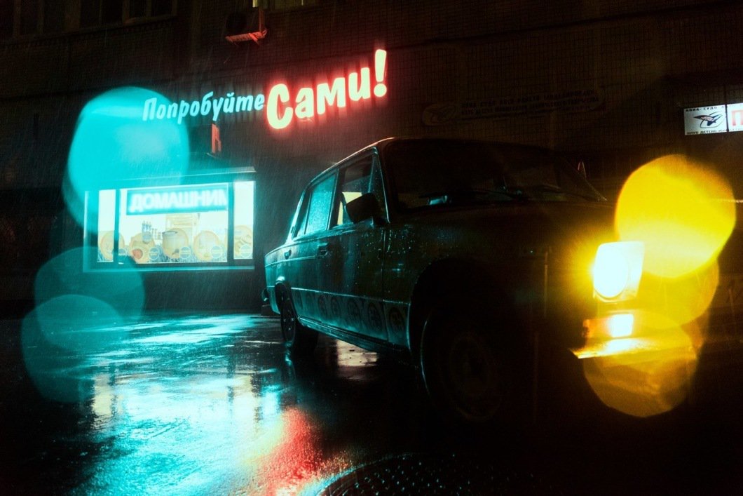 Retro_Grad's tweet image. Photographer Konstantin Vichrov portrays #Russian suburbs in the style of #BladeRunner tjournal.ru/68063-russianb…