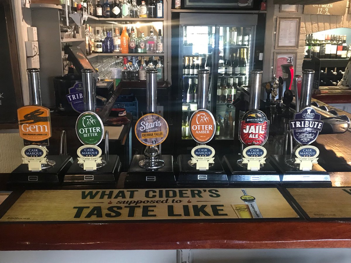 neilinthepub's tweet photo. Good beer and cider on at the passage house inn this weekend.@PassageHouseInn @StAustellBrew @DartmoorBrewery @otterbrewery @thatchers_cider #greatweekend https://t.co/7mKWO9U5F5