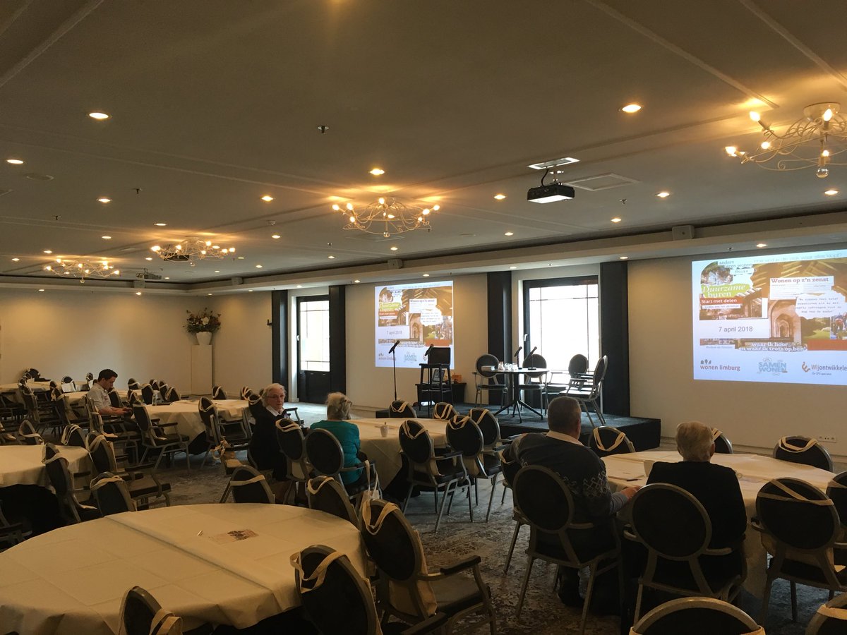 Bijna 100 mensen zijn ingegaan op onze uitnodiging om te starten met #samenwonen. #nabuurschap De eerste mensen zijn al binnen. Om 13 uur gaan we beginnen. <a href="/wonenlimburg/">Wonen Limburg</a>