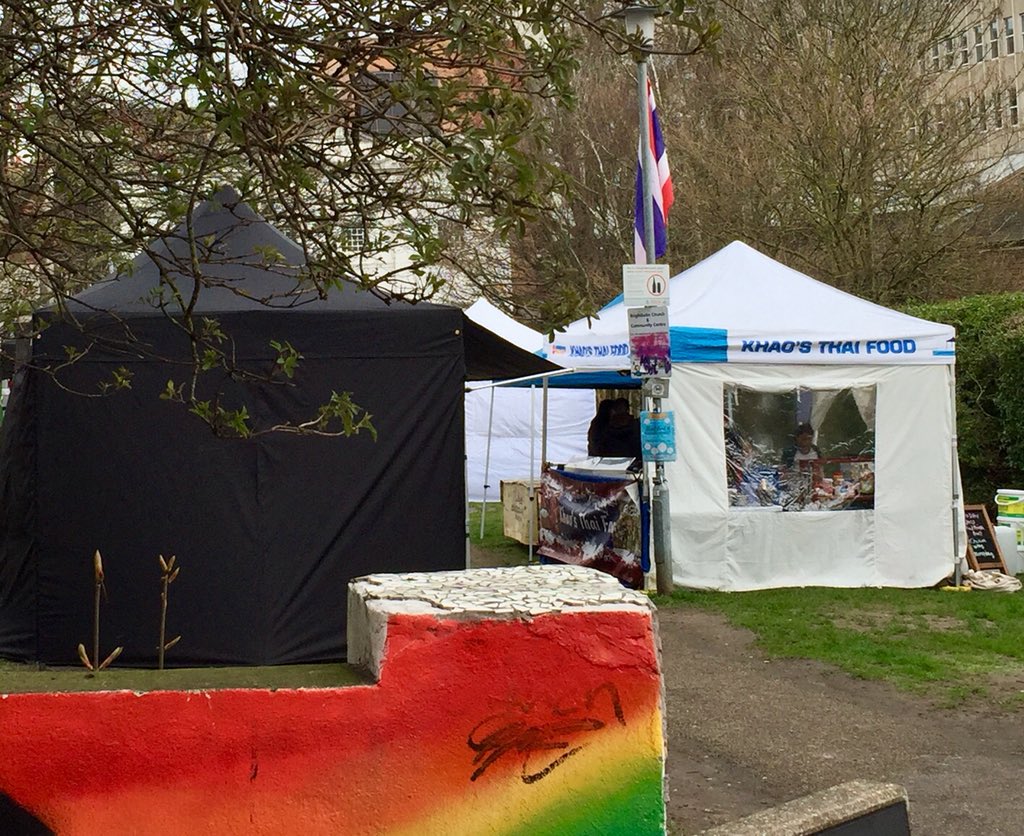 KalasinCatering's tweet photo. Just opened in #Brighton #ThaiWeekender #Pitch6 @PaperDaisyEvent #GraPow #PadPrik #PadThai #BBQMooPing my favourite... #Green #Red and more #StreetFood @BrighthelmURC ❤️🇹🇭🌶️☀️☀️☀️ https://t.co/betfPuDsBY