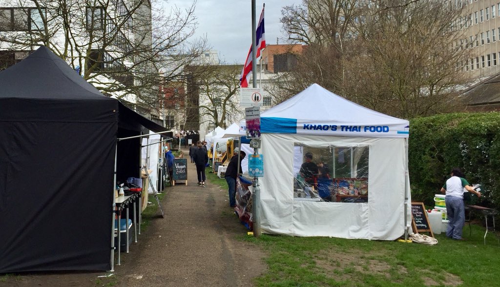 KalasinCatering's tweet photo. Just opened in #Brighton #ThaiWeekender #Pitch6 @PaperDaisyEvent #GraPow #PadPrik #PadThai #BBQMooPing my favourite... #Green #Red and more #StreetFood @BrighthelmURC ❤️🇹🇭🌶️☀️☀️☀️ https://t.co/betfPuDsBY