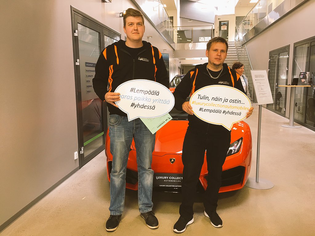LempYrittajat's tweet photo. #Lempäälä'n yritysrastilla 4. iloista menoa #kyllä #yhdessä #yajot #tapahtuma #elämykset #luxurycollectionautomobiles https://t.co/cAp8UcnfKD