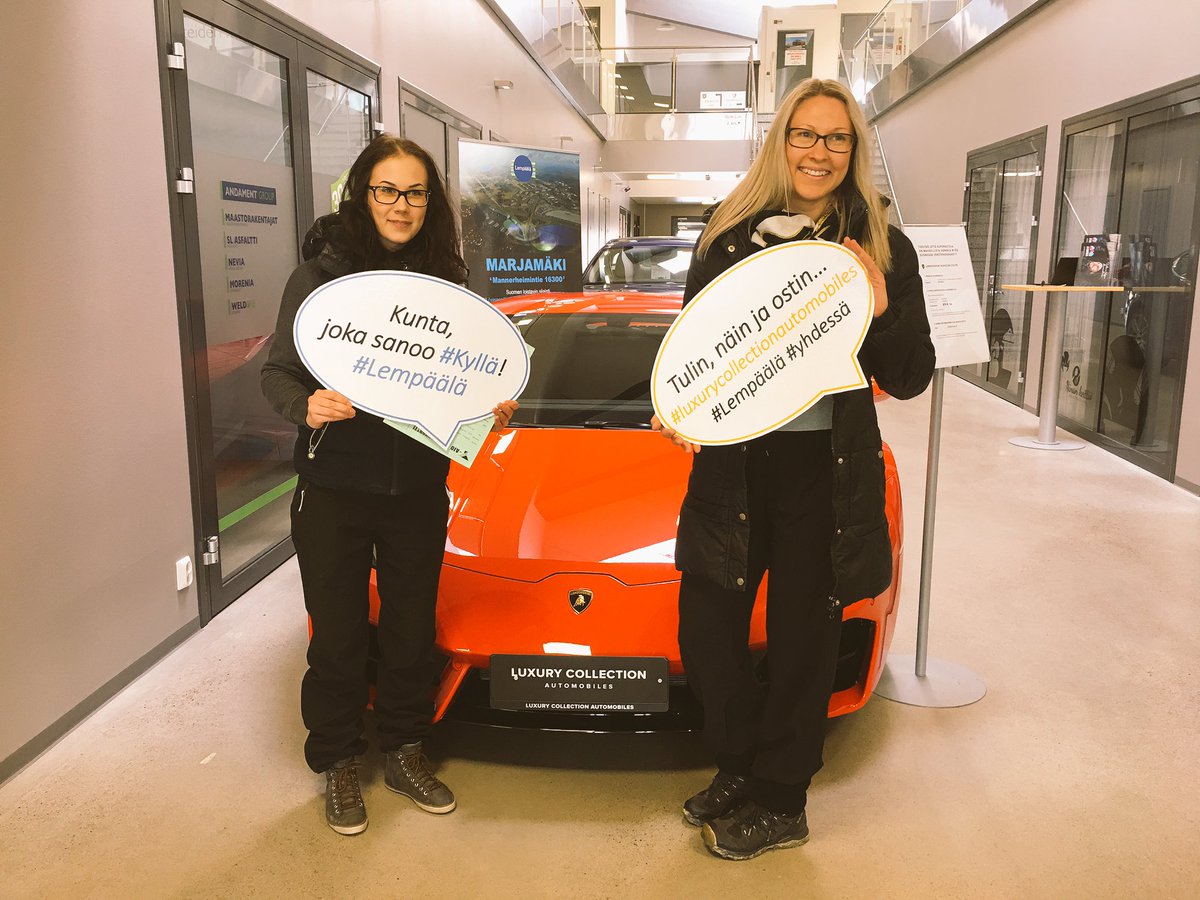 LempYrittajat's tweet photo. #Lempäälä'n yritysrastilla 4. rentoa tunnelmaa #kyllä #yhdessä #yajot #tapahtuma #elämykset #luxurycollectionautomobiles https://t.co/VTYb0d9E8i