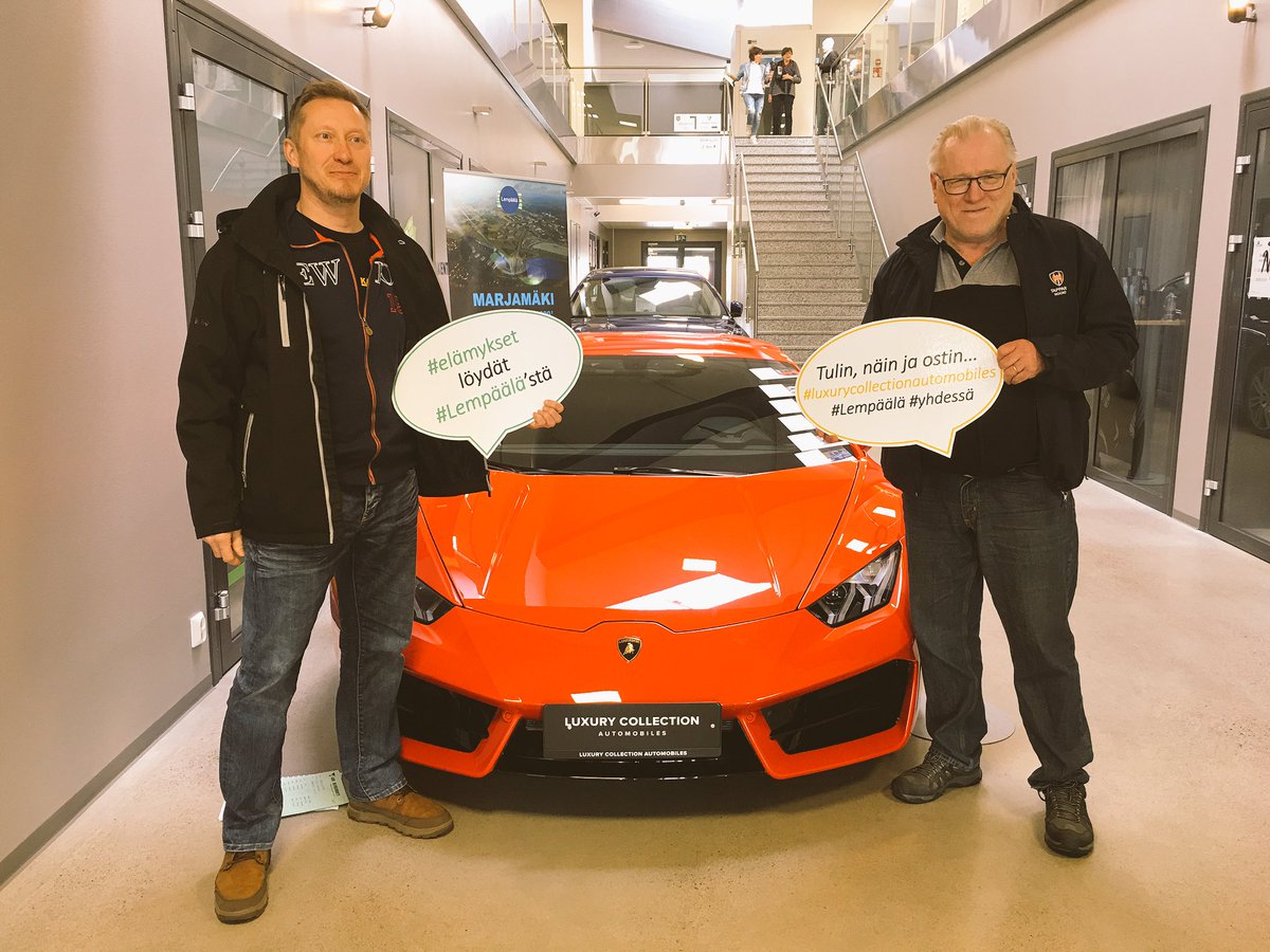 LempYrittajat's tweet photo. #Lempäälä'n yritysrastilla 4. rentoa tunnelmaa #kyllä #yhdessä #yajot #tapahtuma #elämykset #luxurycollectionautomobiles https://t.co/VTYb0d9E8i