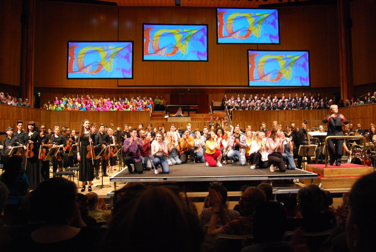 GillEOneill's tweet image. Fantastic performance of Bernstein&apos;s Mass at the Royal Festival Hall last night. @pauloszot @marinalsop #voicelab