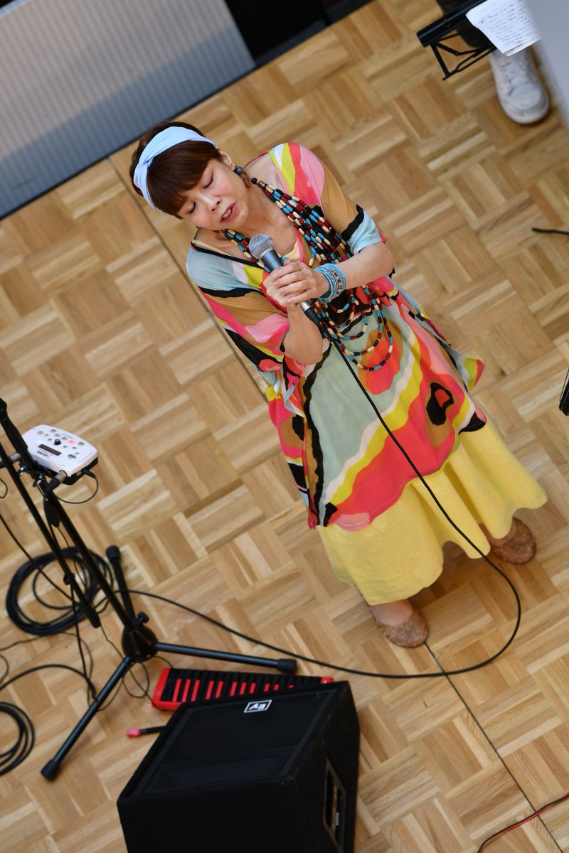 yukikatsu2's tweet photo. 4/7 イオンモール岡崎　Spring JAZZ Festival 今岡友美トリオ　
#今岡友美　#イオンモール岡崎
#SpringJazzFestival  #ジャズ https://t.co/HxZ7QclKtY