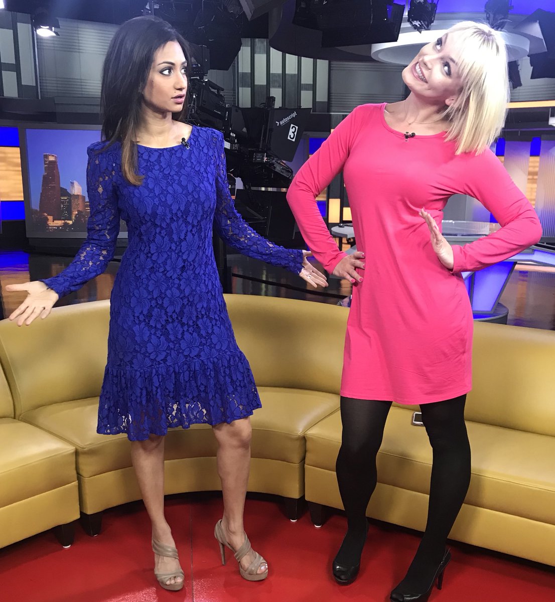 rashivats's tweet photo. Wait what @LisaVaughnFox26 ?!?It’s supposed to get down to the 50s by this afternoon! 40s by tonight!!! Be sure to grab your jacket! https://t.co/5tAwd760uW