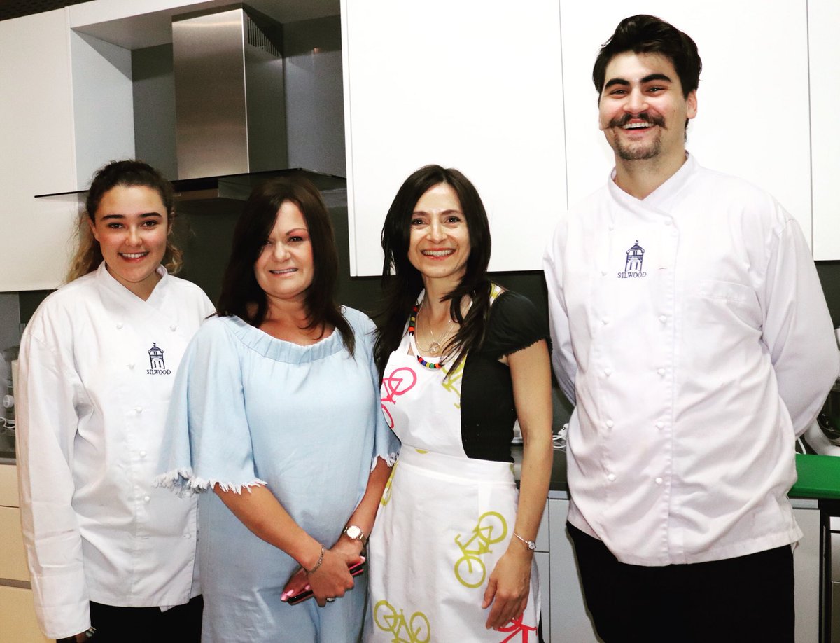 SACheeseFest's tweet photo. #YourWheyWithCheese @Heart1049FM #presidentcheese finalists Daniella Zoghby, Liesl Armstrong, Elsibe McGuffog &amp; Matt van den Berg. Congrats! Cook-offs @kyknettv Cooking Pot #SACheeseFest 27-29 April @JennyMorrisChef @Eikestadnuus #taurus @willow_creeksa @MyKitchenSA #alivingway https://t.co/QWtNNbsbtk