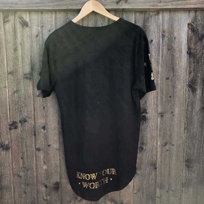 EOEAngelsFrance's tweet photo. The 'Most Wanted' EOE t-shirt is now in the store!! 🔥
#EOEMerch #eoeXtour #eoeXperience
➡️➡️➡️ https://t.co/O1dyUdYbNx ⬅️⬅️⬅️ https://t.co/8T5X2GfaZH