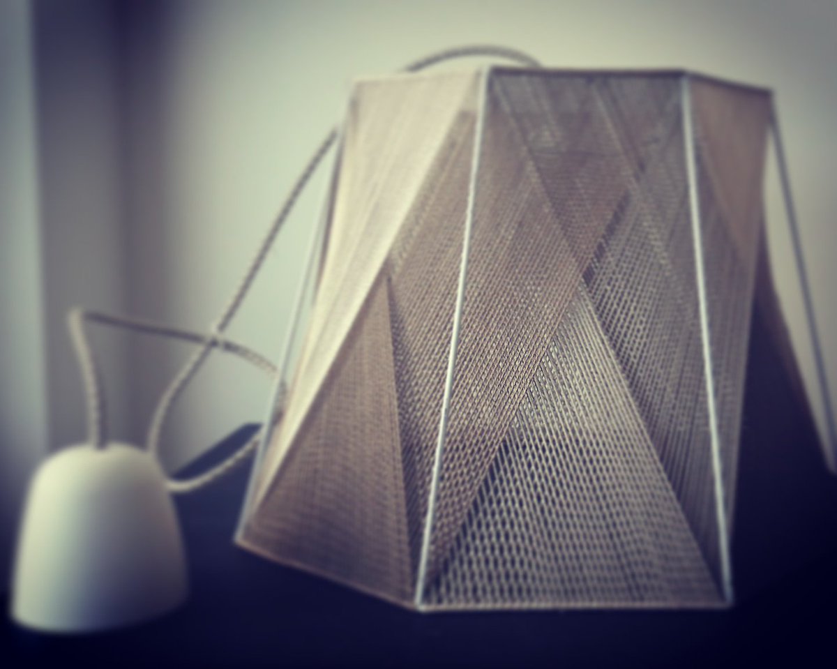 Loop_______'s tweet image. #loopriciclocontinuo #lampade #riciclocreativo #design #handmade #artigianato