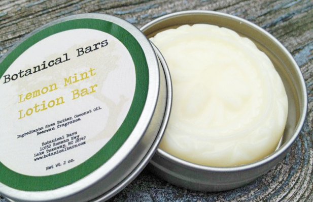BotanicalBars's tweet photo. Thank you Helen for the review ★★★★★ "I really like this item. Good for office use as it does take a lot of space. Smells wonderful." Helen B. https://t.co/twng9B1iB3 #etsy #bathandbeauty #solidlotion #lotionbar  #giftsunder10 #solidlotionbar #scentedlotionbar https://t.co/DzMQU4Rr5H