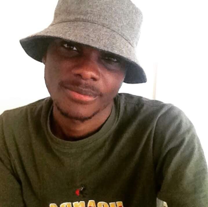 Millz17th's tweet image. Just wanna say thank you to everyone that contributed towards my boy Jonathans funeral. He had a beautiful send off and words cant explain how thankful I am that you helped give him that. 💔🙏🏾 #RIPJonathan 🌹