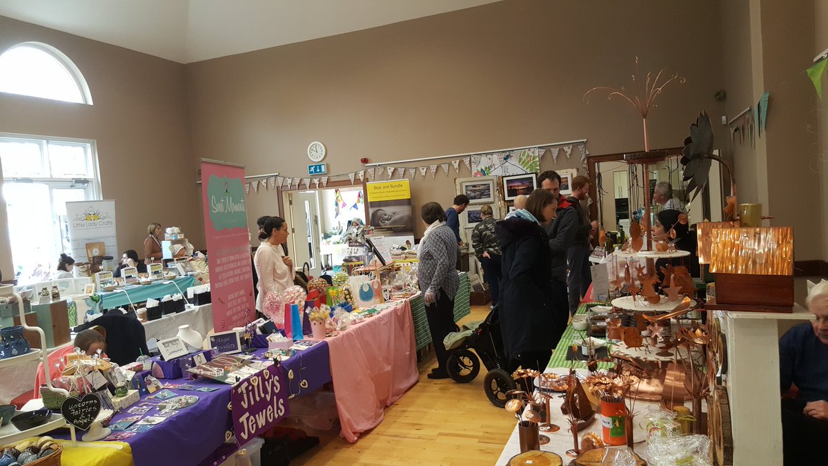 EmmasSoNaturals's tweet photo. Our #zerowaste #popup #ecomart at @CottageMktDrog alongside our full eco-soy candle and handmade soap range. We're here from 11-4 #LouthChat https://t.co/gkxTGuz83F