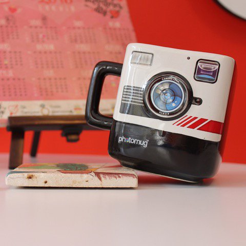 Yeni adresimizde sizler için yepyeni bir standımız var. 
İlginç hediyelik ürünler köşesi sizleri bekliyor.  

#posto  #alsancak  #izmir  #ilgincurunler  #hediyelikesya  #özelbaskı  #dijitalbaskı  #ajans2.kat