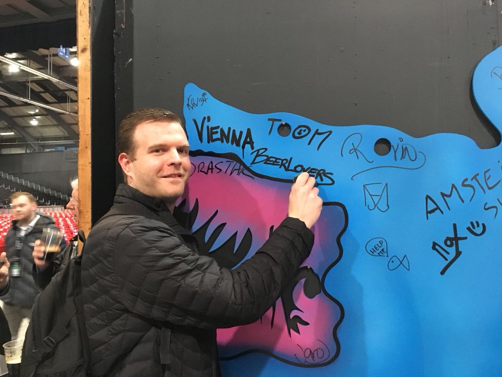 BeerLoversAT's tweet photo. Great Selection! #brewdogagm2018 @BrewDog https://t.co/pxu8hkYDPZ