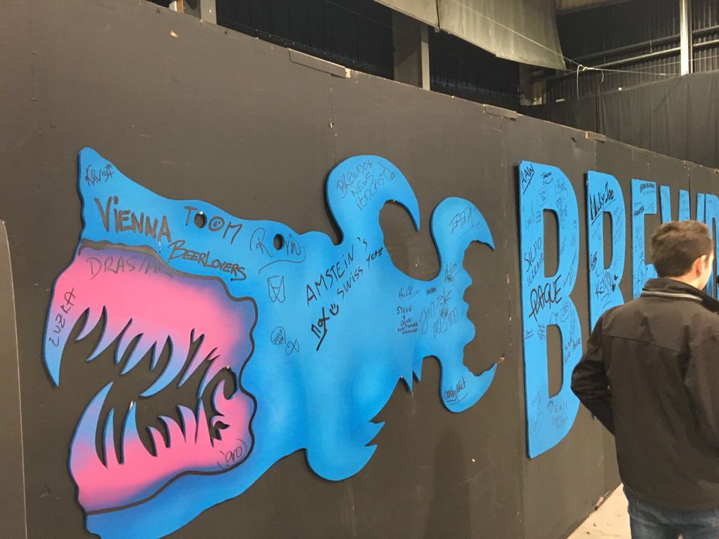 BeerLoversAT's tweet photo. Great Selection! #brewdogagm2018 @BrewDog https://t.co/pxu8hkYDPZ