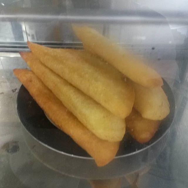 ¡Buenos días!
Pasa por @elturkitomaturin y desayuna unas ricas #empanadas 😋
°
°
#buenosdias #felizsabado #desayuno #cafe #comida #food #deliciosas #comida #morning #abril #sabado #centrocomercial #cascadamaturin #cclacascada #lacascada #maturin #monagas #oriente #venezuela