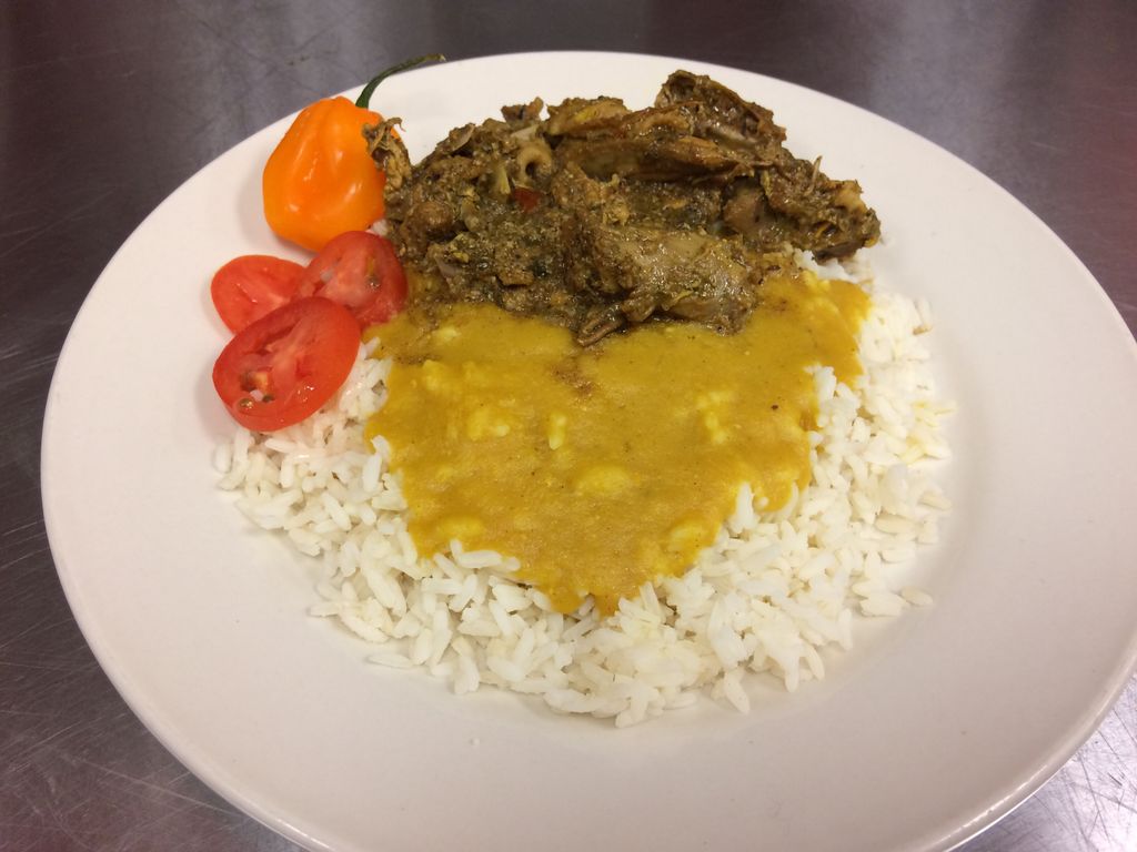 NJRotiShop's tweet photo. Saturday's special:
#rice #dhall & #curry #duck
Fried Bake & shark
#Caribbean #drinks & #snacks/#desserts available
#solobeverage #applej #peardrax #sorrel #mauby #peanut punch #ginger beer #mango chow #tamarind #cassava pone
Open today 830am-9pm
609-586-0088 https://t.co/5qptrryAxw