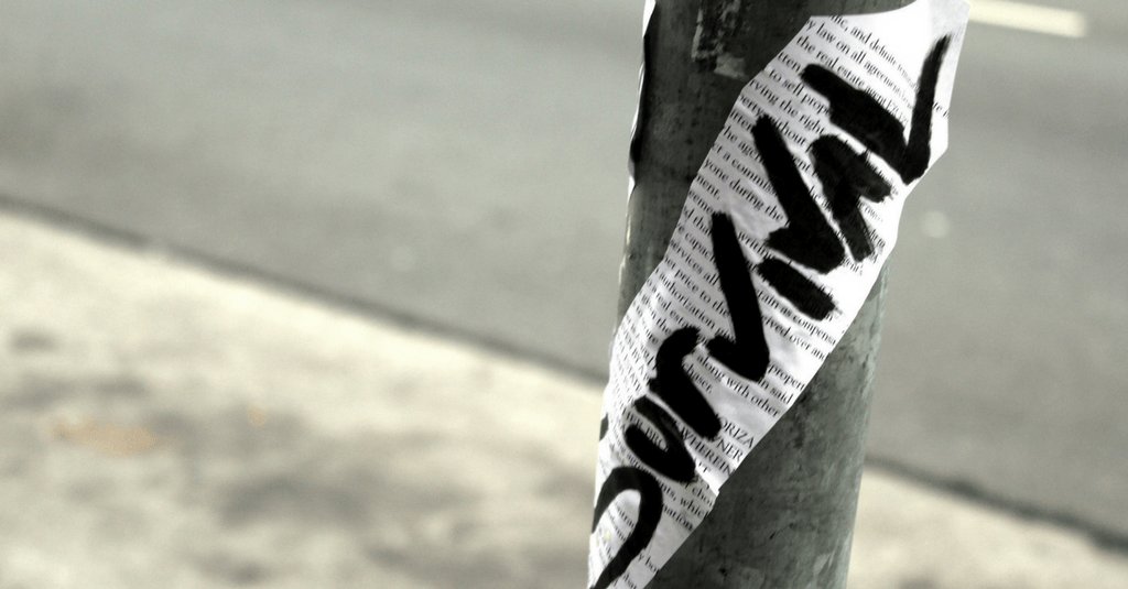 How To Play Guitar: A Basic Survival Guide | Zing Instruments zinginstruments.com/how-to-play-gu… #music #musician #makemusic