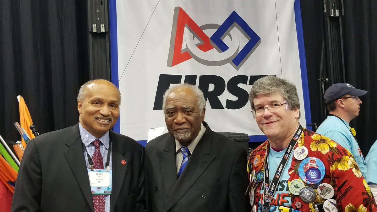 dangreen_FIRST's tweet photo. This is the 22nd year for the Midwest Regional in Chicago #FRCMWR.  Here with Regional Chair - Gerry Smith, and US Congressman - Danny Davis.  @IllinoisFIRST #omgrobots https://t.co/BwGMqtVCl4