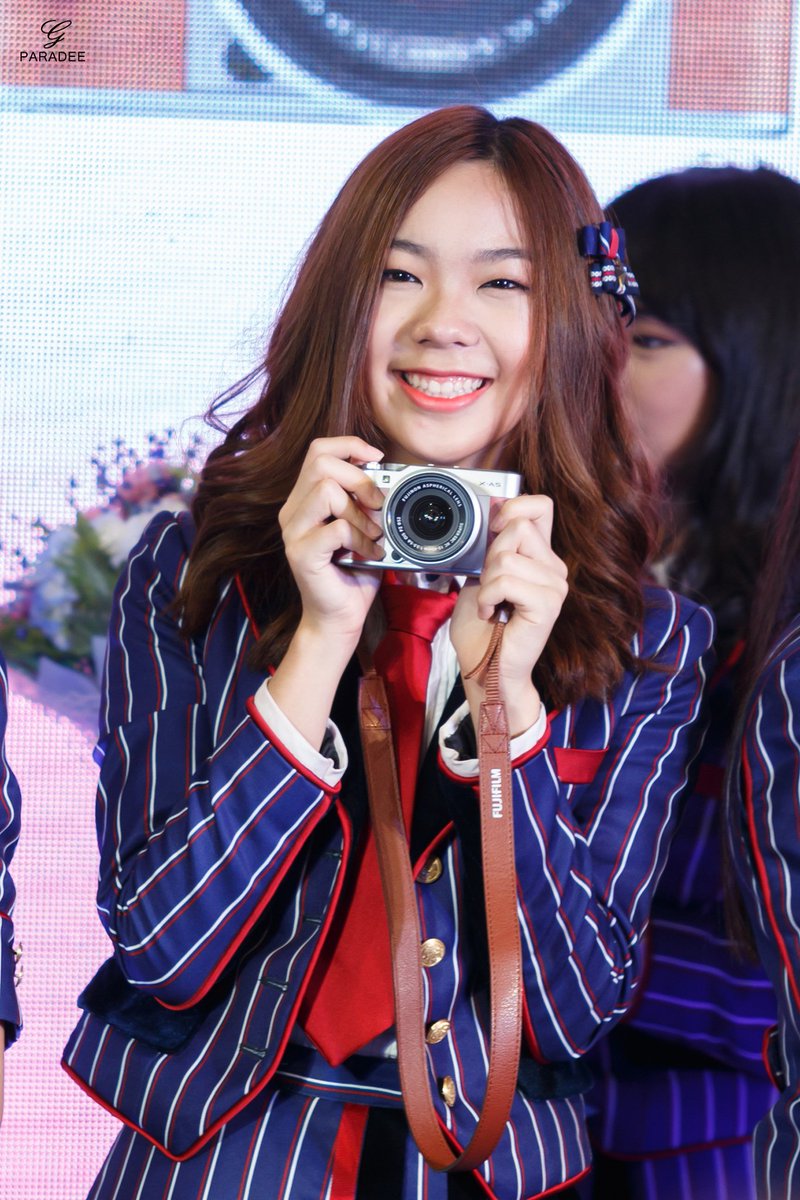 Paradee48's tweet photo. ของมันต้องมี~~💖😍

ติดตามผลงานได้ที่👉https://t.co/39t9EHLjNB     

#BNK48 #PunBNK48 #Punnana #BigCameraFestival2018 #Fujifilm https://t.co/jAUSUSBKqO
