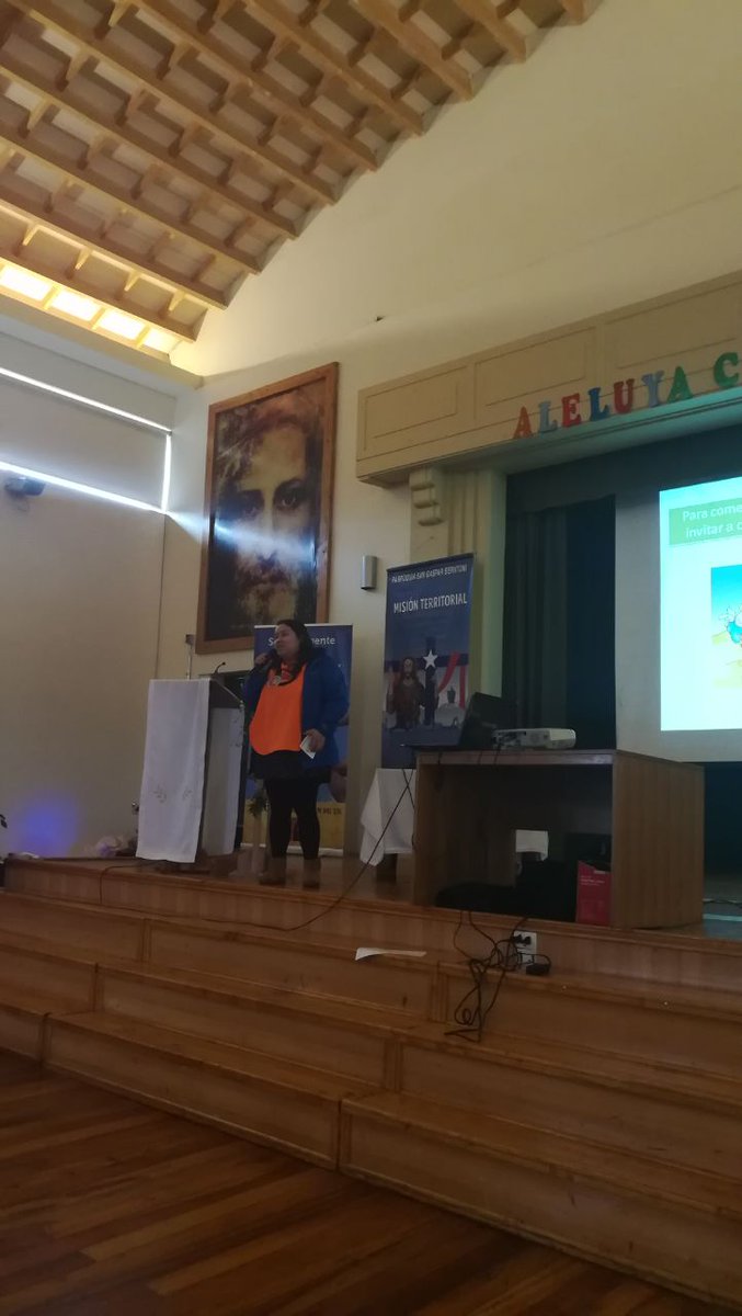VicariadelMaipo's tweet photo. Comprometámonos con el #BuenTrato
 #AsambleaZonal #VicariadelMaipo #XSínodo #CongresoEucarístico
#Fco18 https://t.co/GSXq5aWBvf