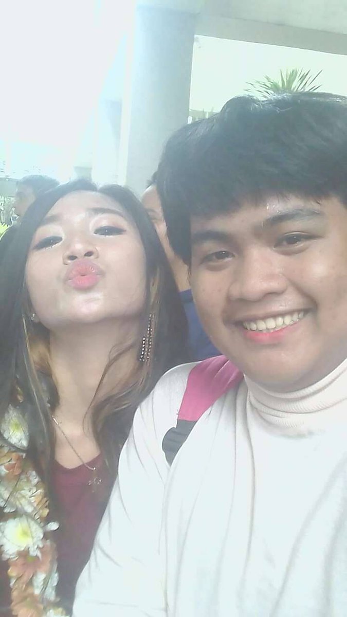 Jsn_twt's tweet photo. First Ever Fully Filipina K-Pop Group' @Tem5iveOfficial 
Ang gaganda nyu at ang galing nyu pa kumanta 😘😉😀🤘sa fanmeeting nyu sa mc donalds sa Resort world in manila :) 😘💕

PS. TemFive babiessssssss labyuu😘💕🥇, sana dumami pa usss https://t.co/Jjdojew1ci