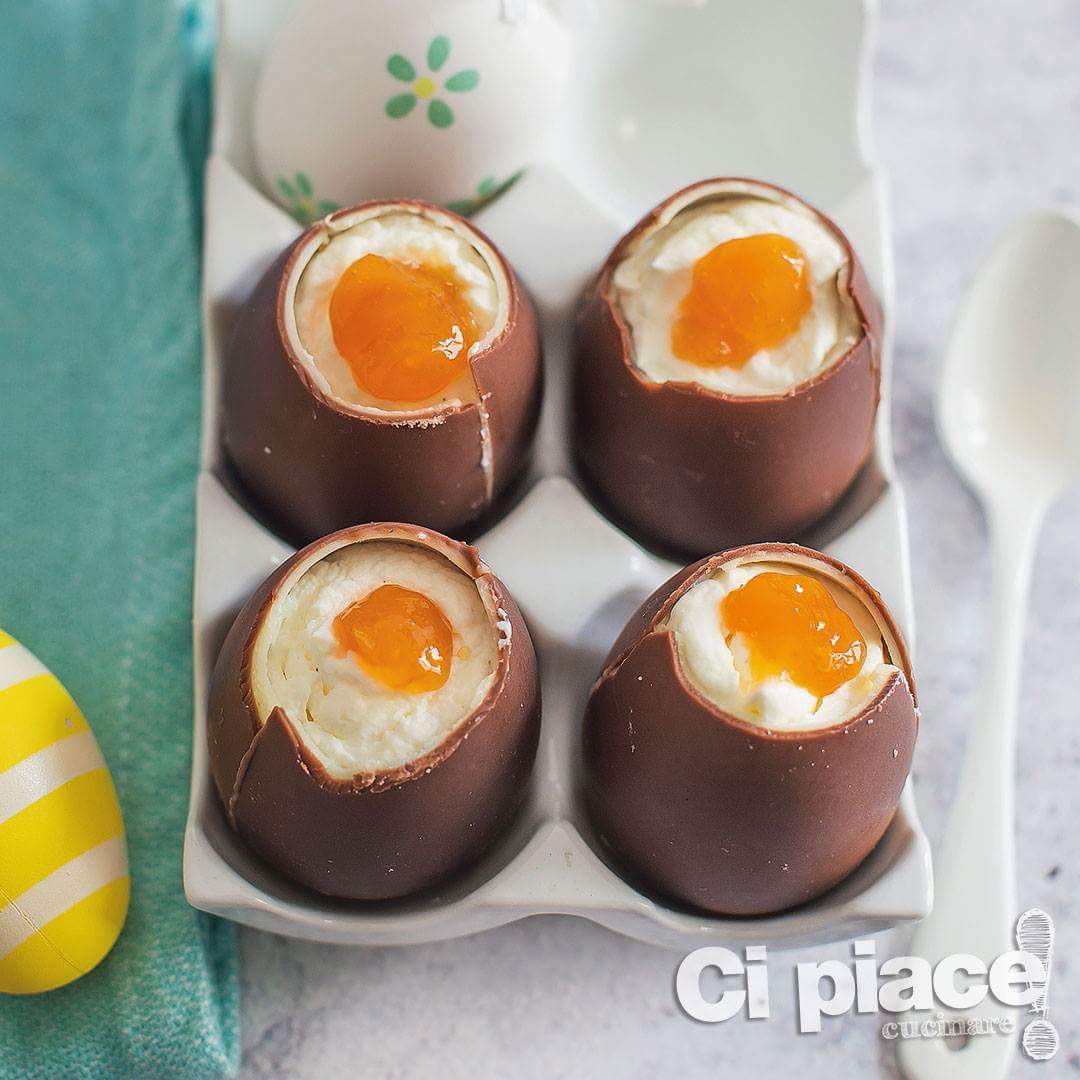 CiPiaceCucinare's tweet photo. Delle #uova di #cioccolato non si butta via niente, anzi si riempiono in maniera originale e divertente come quelle di #ribesecannella che trovate su #cipiacecucinare 60! #sabato #ovetti #weekend #7aprile #ricette #recipes #nientesprechi #dolci https://t.co/P7MRAt1ysQ