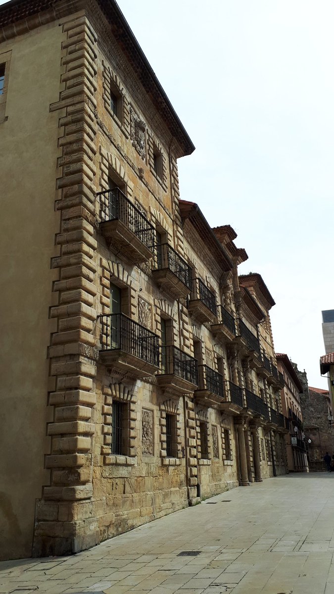 <a href="/triatloncompos/">Triatlon Compostela</a> cos Juniors preparados en Avilés con #TalleresDavid #TalleresCholo #CafesSiboney #LosRoblesRestaurante