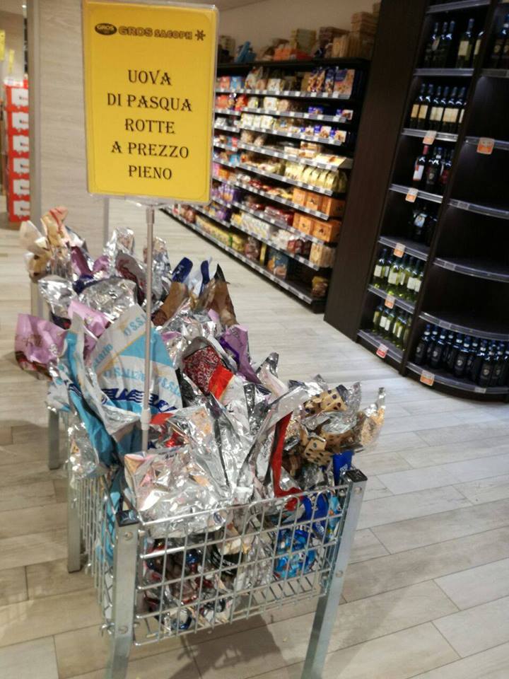 Va bene che 'chi rompe paga' ma io un'offerta così non l'ho mai vista...
#Pasqua #pasqua2018