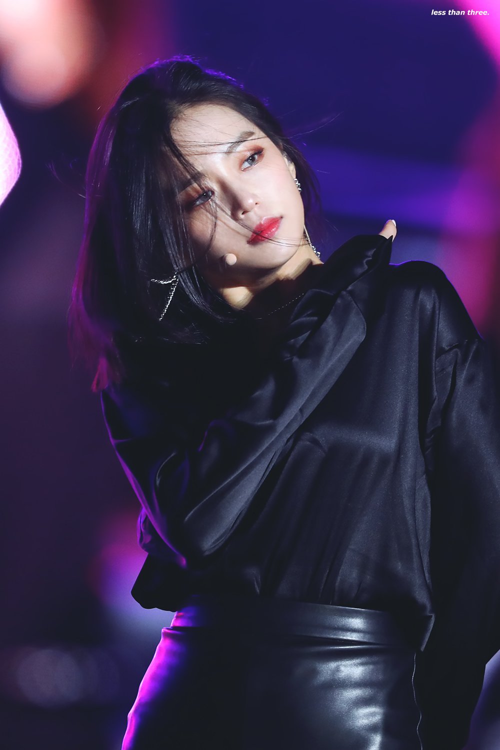 DaLfWN5UwAAYC9O.jpg:orig