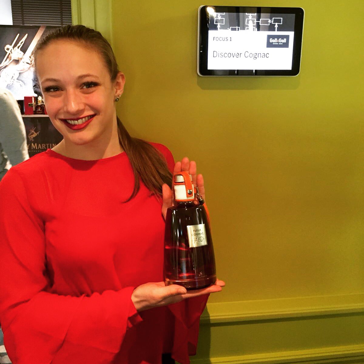 PromoExtended's tweet photo. Vandaag werken onze #hostesses op een #Cognac #event in #Maarssen. Wie interesse heeft in Cognac, moet zeker even langs komen! https://t.co/7waPFxanW0