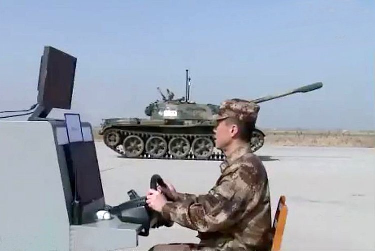 SPs_MAI's tweet photo. Coming - #Chinese #robot #tanks 
https://t.co/9uaP3V4UiU
#Military #Defence #Security #Technology #IndianArmy #Army #IndianArmedForces #China #RobotTank #RobotTanks #AutonomousVehicles #robots #ChineseArmy #Unmanned #UGV https://t.co/V6jLGZXLvU