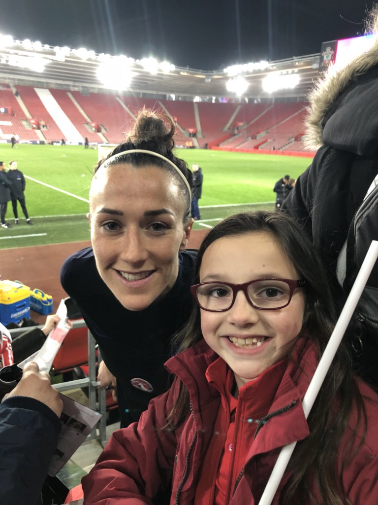 shakey142's tweet photo. Phoebe is still amazed that she got to meet her idol last night. Thank you @LucyBronze for the photo #Lionesses #ENGWAL https://t.co/h3Hgeqhb0p