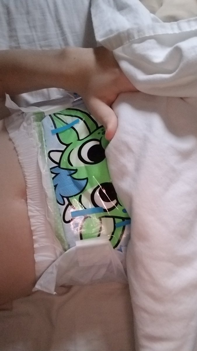 MurrekiFoxfloof's tweet photo. Peekabuuuu! I see yooou! https://t.co/xY6ogQM6wg