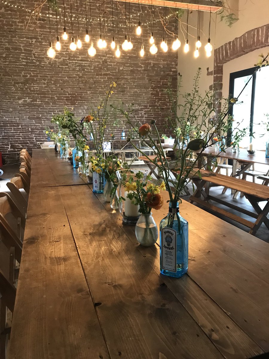 It’s a little bit wet up here in #cumbria but our open weekend is in full swing. <a href="/GWFlowers/">Greenwheat Flowers</a> has done a marvellous job adding some sunshine to the place! #weddingbarn #weddingvenue
