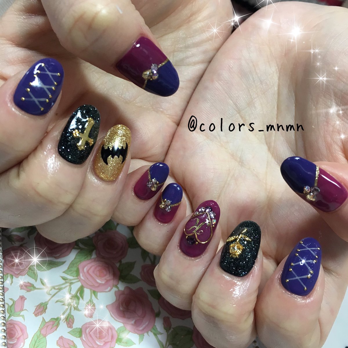 Color Sやまざき V Twitter お客様オーダー あんスタ イベント不死者たちの復活祭モチーフでお任せいただきましたので衣装のカラーやパーツなどでかっこよく 薬指にはコウモリも入れてundead感ばっちりです イベント残り頑張りましょう ﾟ ﾟ W ﾟ ﾟ 痛ネイル