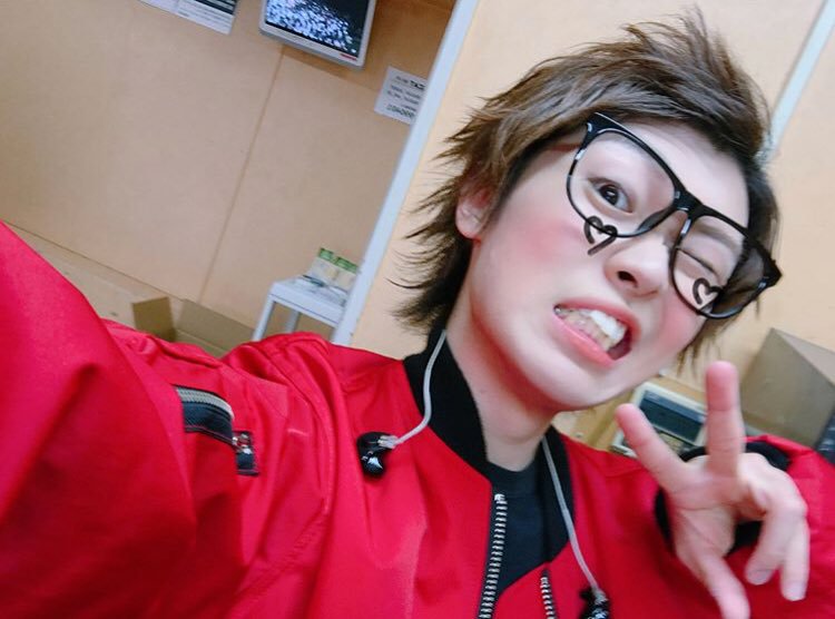 skypiece628's tweet photo. #究極の選択 
じんたんを彼氏にして、テオくんを友達にする   いいね
テオくんを彼氏にして、じんたんを友達にする   RT https://t.co/ZXChnpZi7I