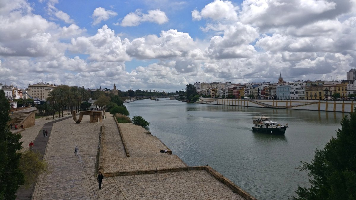 rancio's tweet photo. Tú te inventas una ciudad desde cero y no te queda así de bien https://t.co/fD4MLXGeea