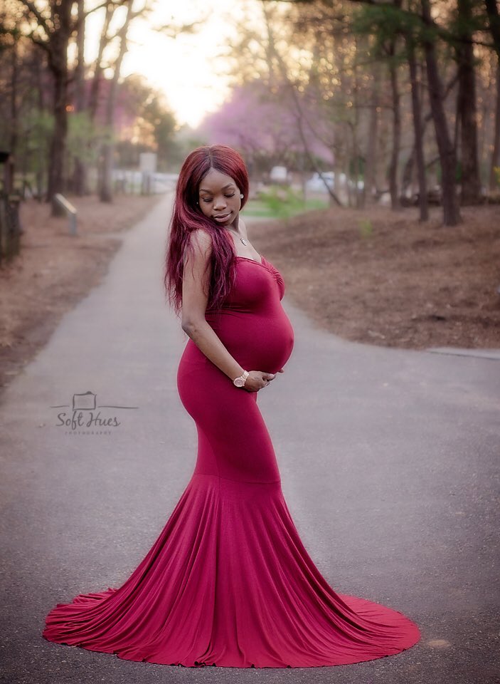 softhuesphoto's tweet photo. The beauty of motherhood. #maternityphotographer #motherhood #babybump #softhuesphotography #maternityportraits #preggers #preggo #pregnantandperfect #pregnantandbeautiful #browngirlwithacamera #figsandcocoa #lawrencevilleportraitphotographer #atlantaportraitphotographer https://t.co/2O7hswW8UH