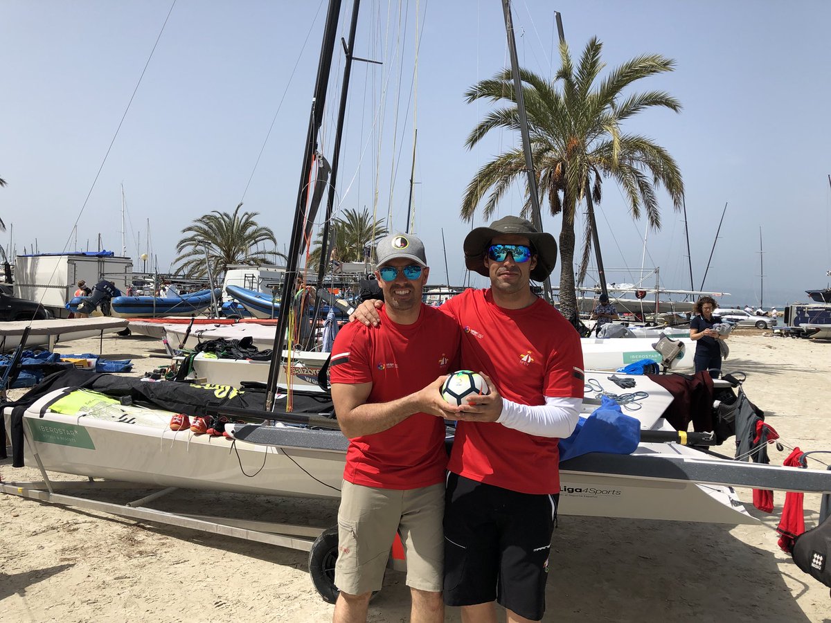 LaLigaPlus's tweet photo. ⛵️ Clase 49er ⛵️

Los hermanos @alonso49er se despiden del @TrofeoSofia en 7️⃣ª posición (8 en la Medal Race) 👌🏼

Diego Botín y Iago López fueron 2️⃣6️⃣ 💪🏼 https://t.co/PYKnAWcyuA