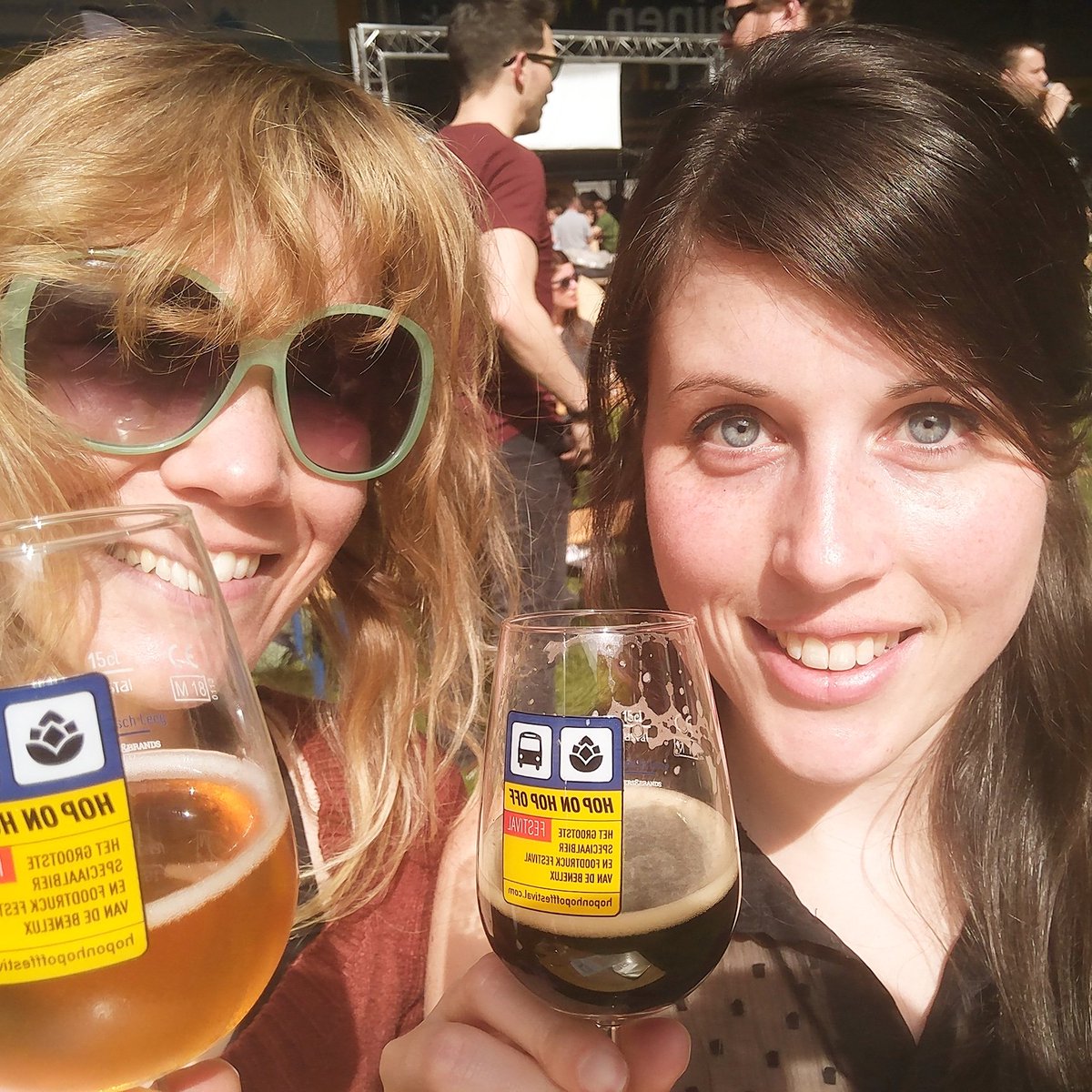 Bierliefde's tweet photo. HOP ON! #cheers #hoponhopoff #bierfeestje #bierliefde #sunisshining #theweatherissweet #hoppyday https://t.co/fv5fZF1171