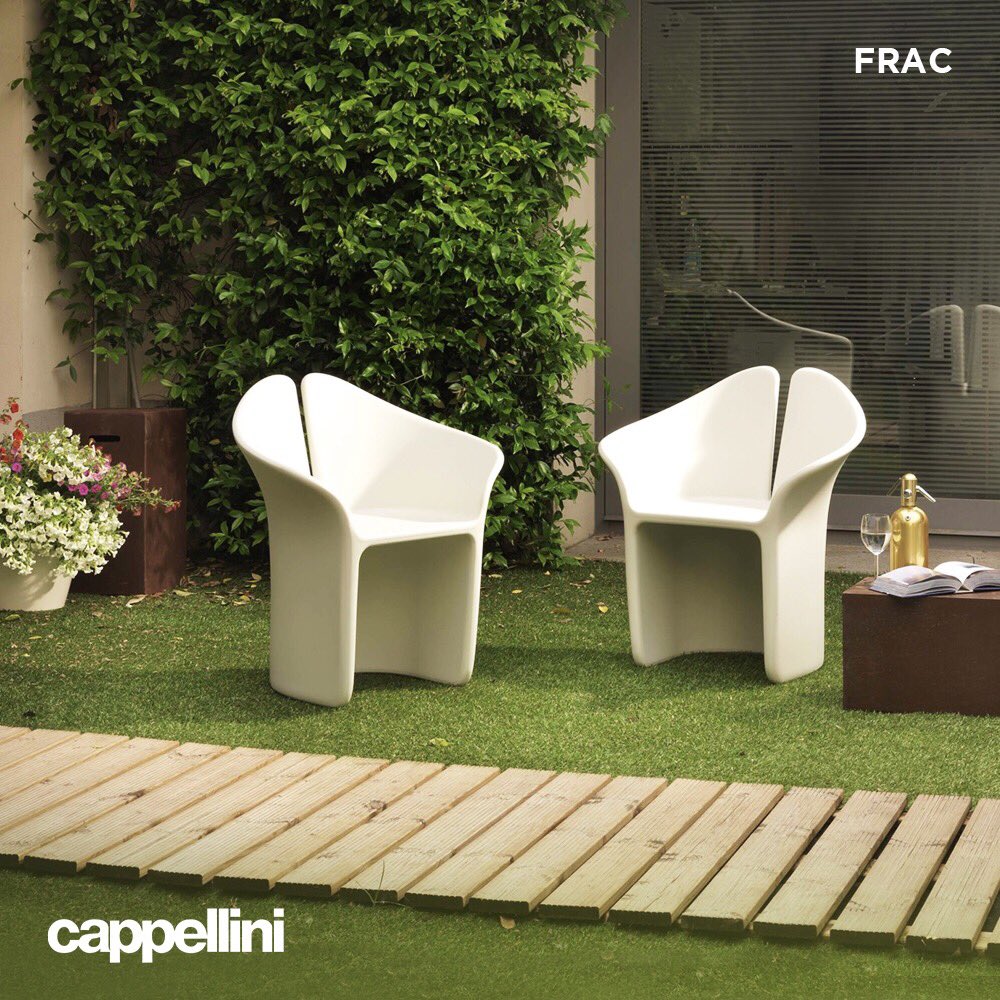 Poltronafraume's tweet photo. The Frac is an armchair designed to wrap around whoever sits like a comfortable tailor-made suit. It's perfect for outside settings but fits just as well in houses or public areas. https://t.co/FNrbYYwZEP