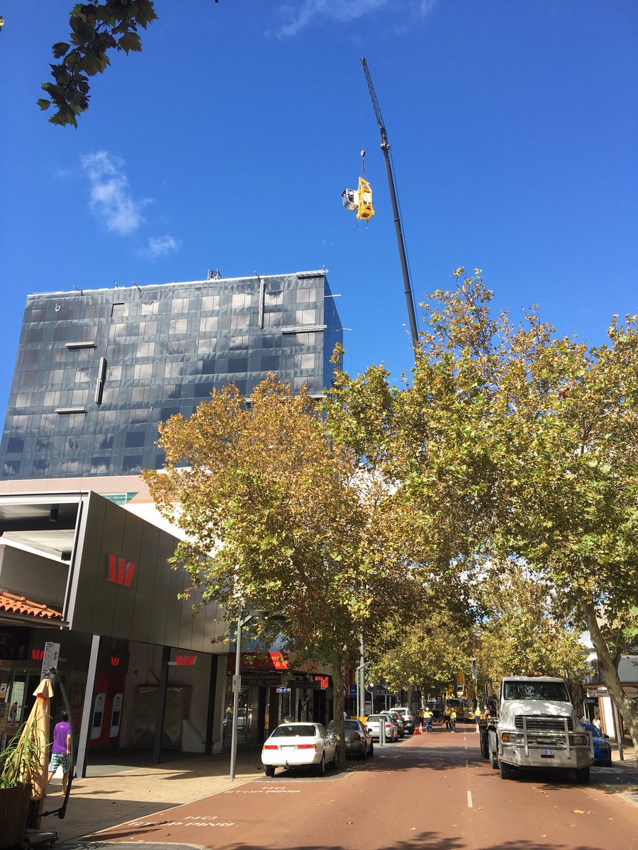 StudioNiz's tweet photo. Great to witness the dismantling of the tower crane and a #milestone moment in the construction of @HiltonHotels new #northbridge @doubletree developed by #SKS impressive #design in the heart of the @CityofPerth @AECOM @cbreAustralia @PindanAUS @UrbisAustralia @VitalPerth https://t.co/PBW0peT6Bg