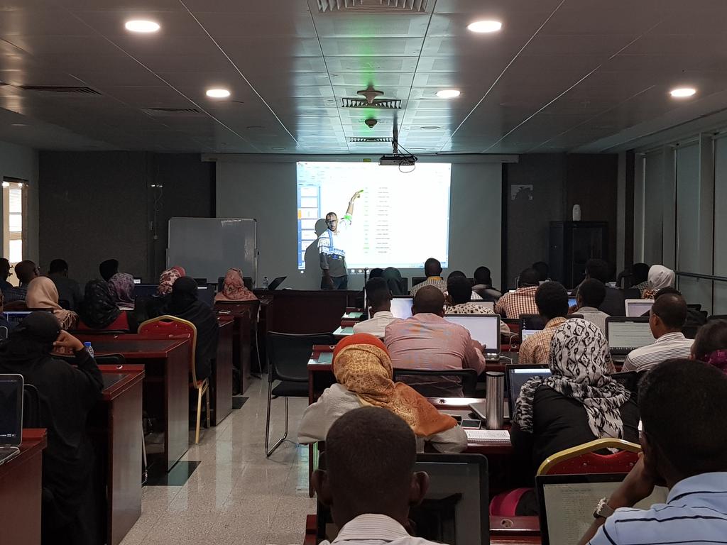SudanNOG's tweet image. Eng. Saad Awad teaching File System and Users,Group Management in #Unix_Boot_Camp 
#SDNOG #SdNOG_Workshops